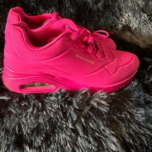Skechers Women's Hot Pink Sneakers